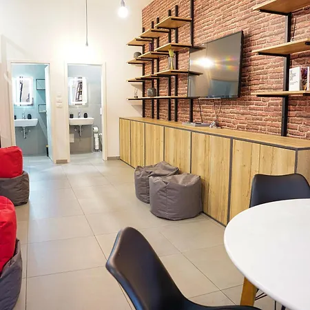 Aroma Apartment